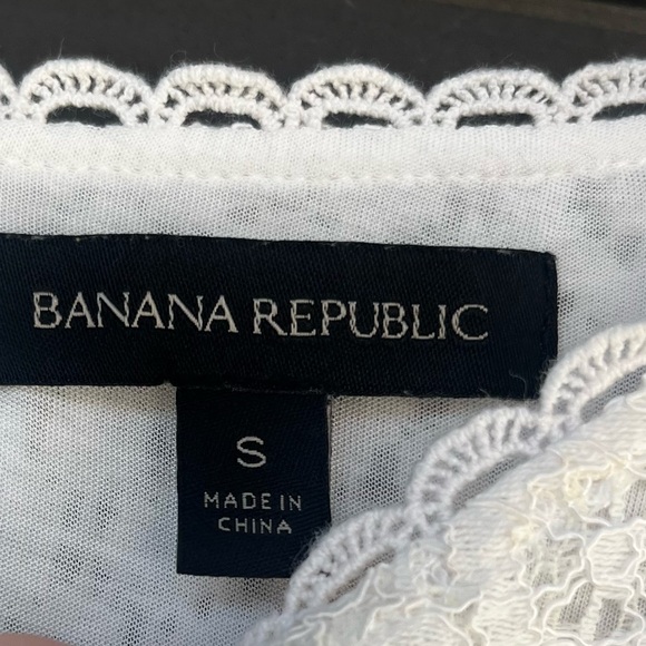 Banana Republic Ivory Lace Bell Sleeve Blouse Size Small - Picture 11 of 12